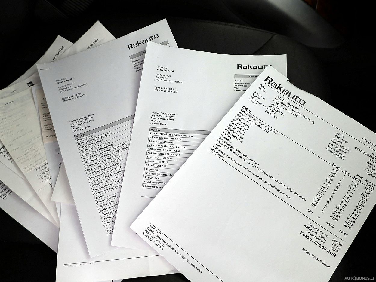 Mercedes-Benz R320 | 11