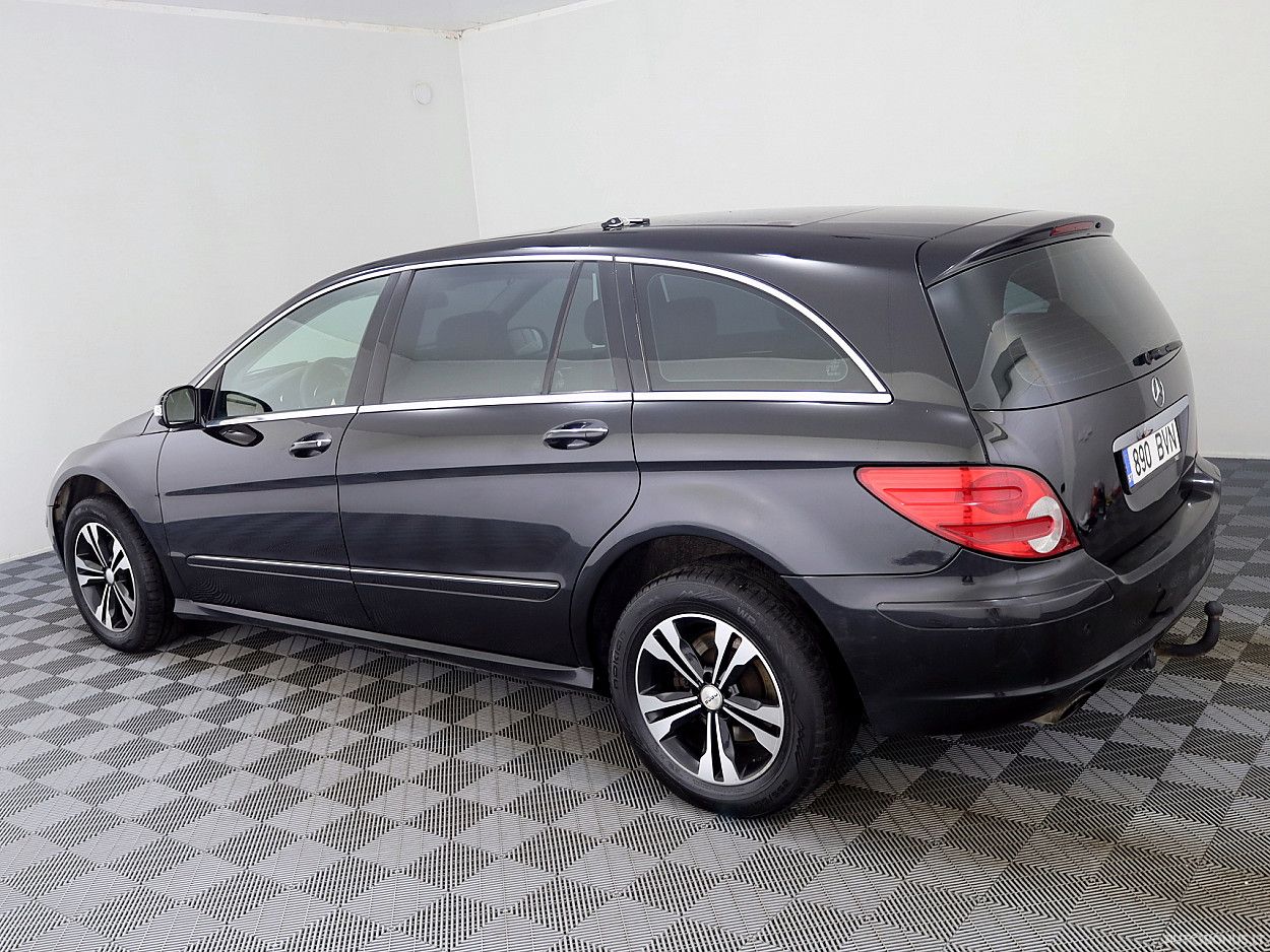 Mercedes-Benz R320 | 3