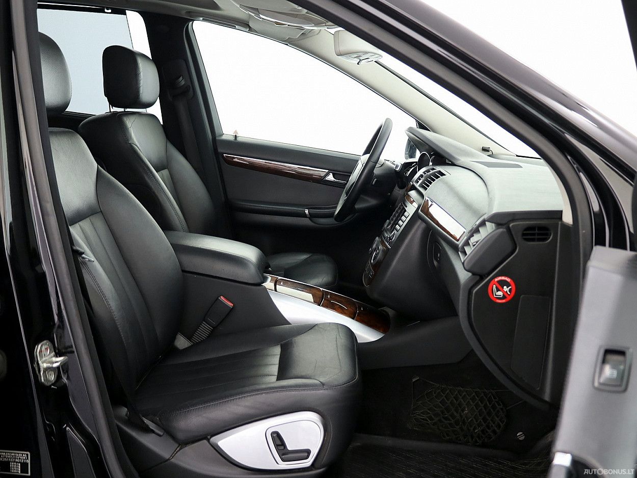 Mercedes-Benz R320 | 5