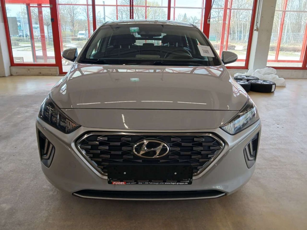 Hyundai IONIQ | 1