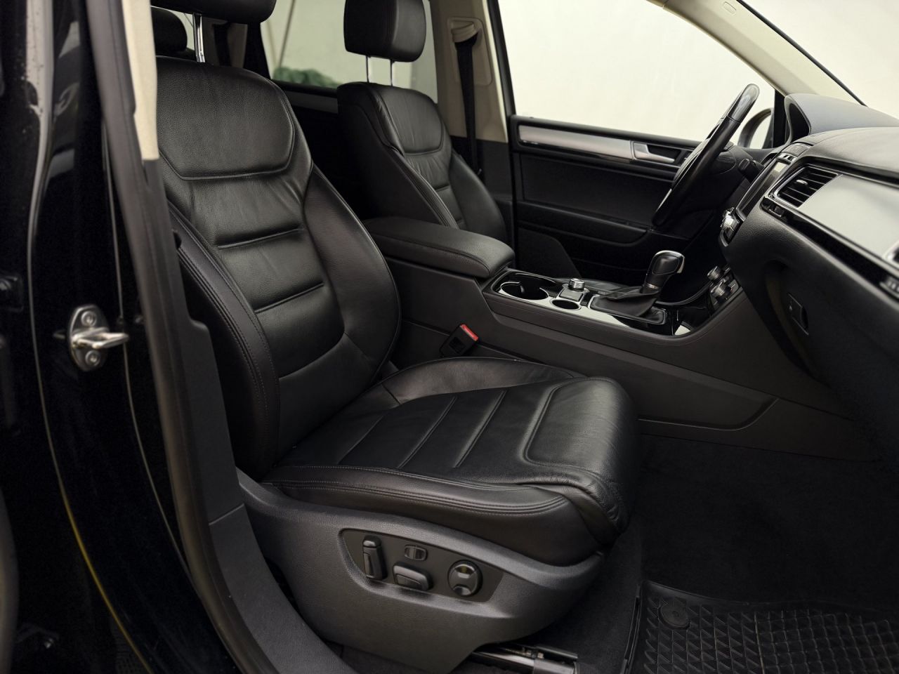 Volkswagen Touareg | 13