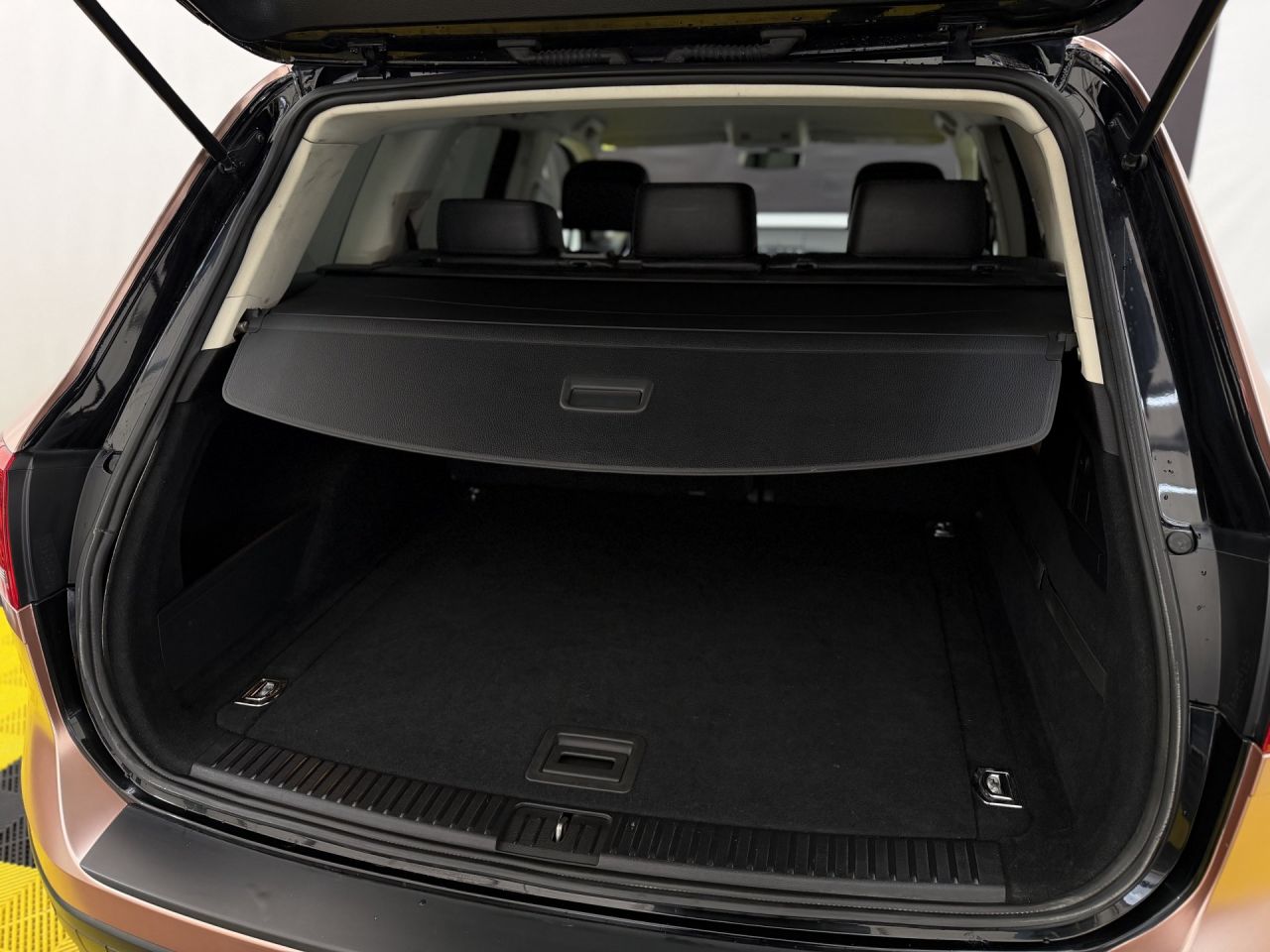 Volkswagen Touareg | 11