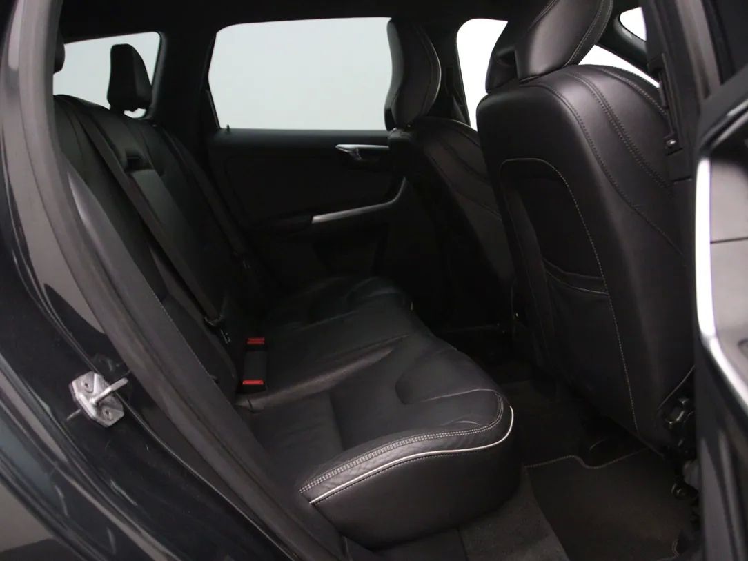 Volvo XC60 | 14