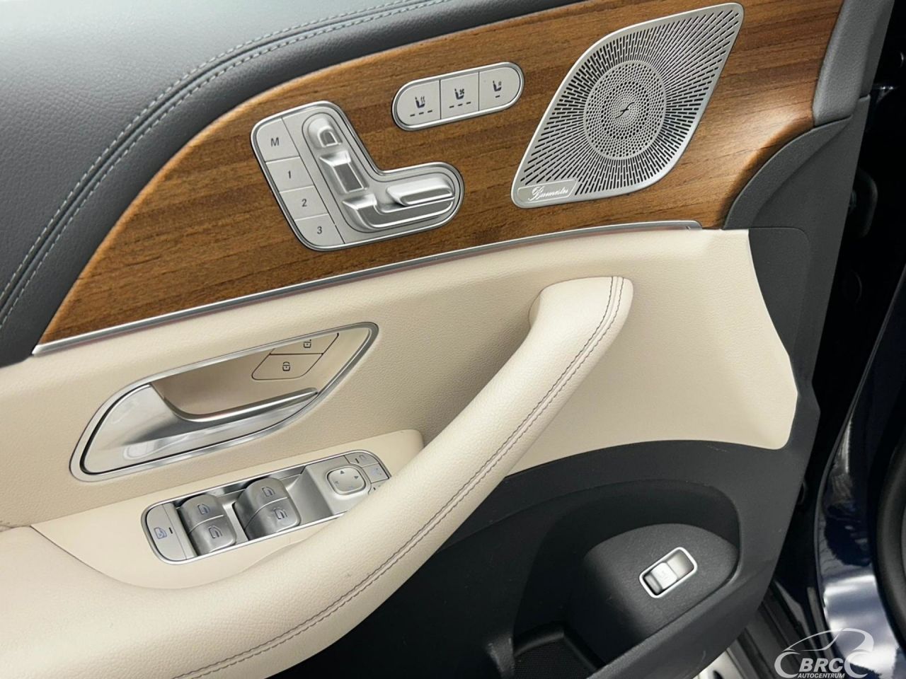 Mercedes-Benz GLE350 | 11