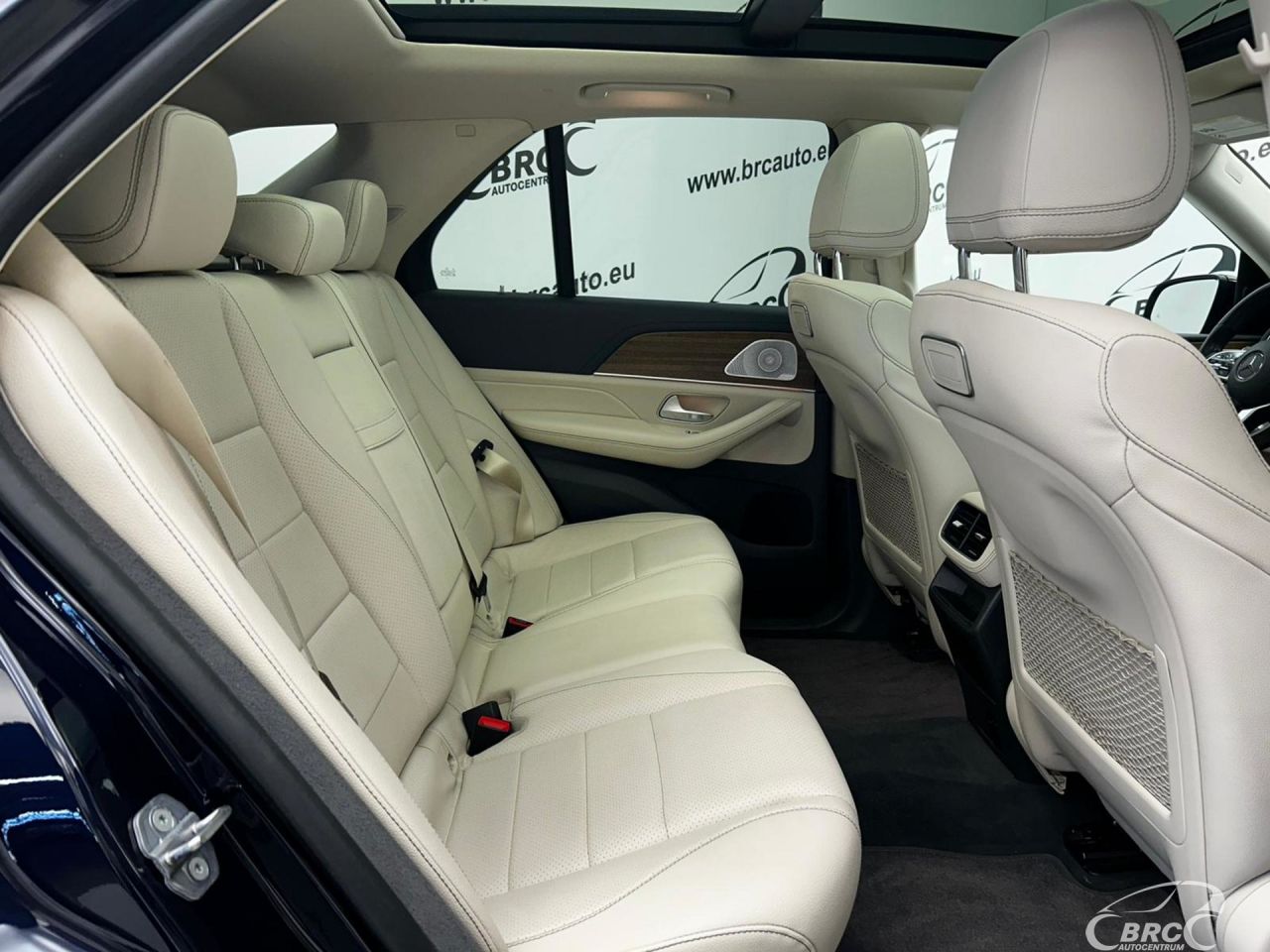 Mercedes-Benz GLE350 | 10