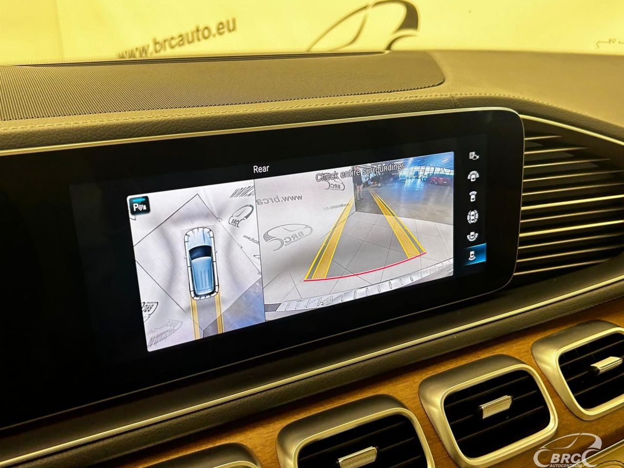 Mercedes-Benz GLE350 | 24