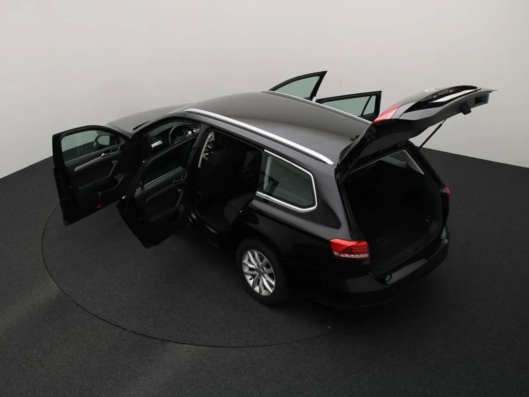 Volkswagen Passat | 12