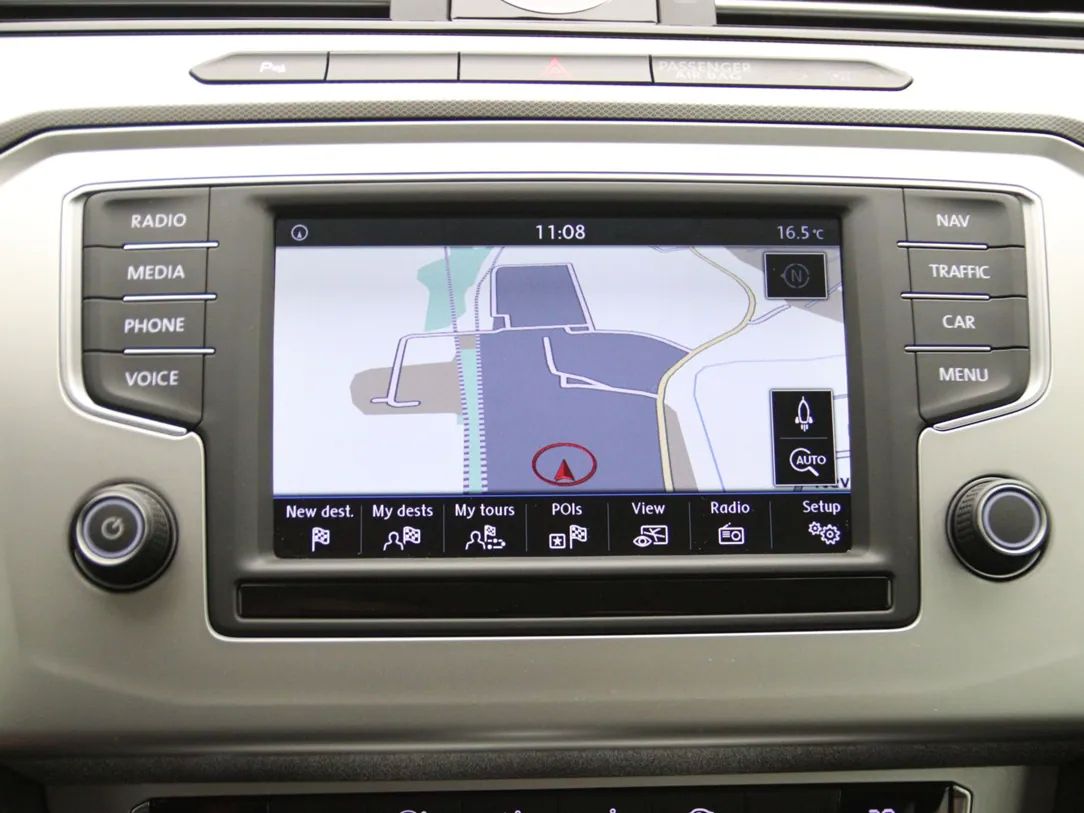 Volkswagen Passat | 23