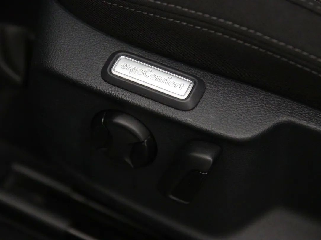 Volkswagen Passat | 30