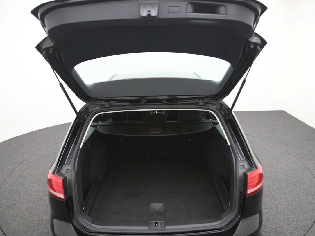 Volkswagen Passat | 31