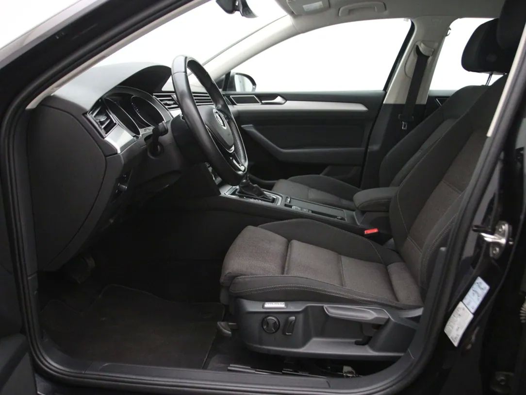 Volkswagen Passat | 3
