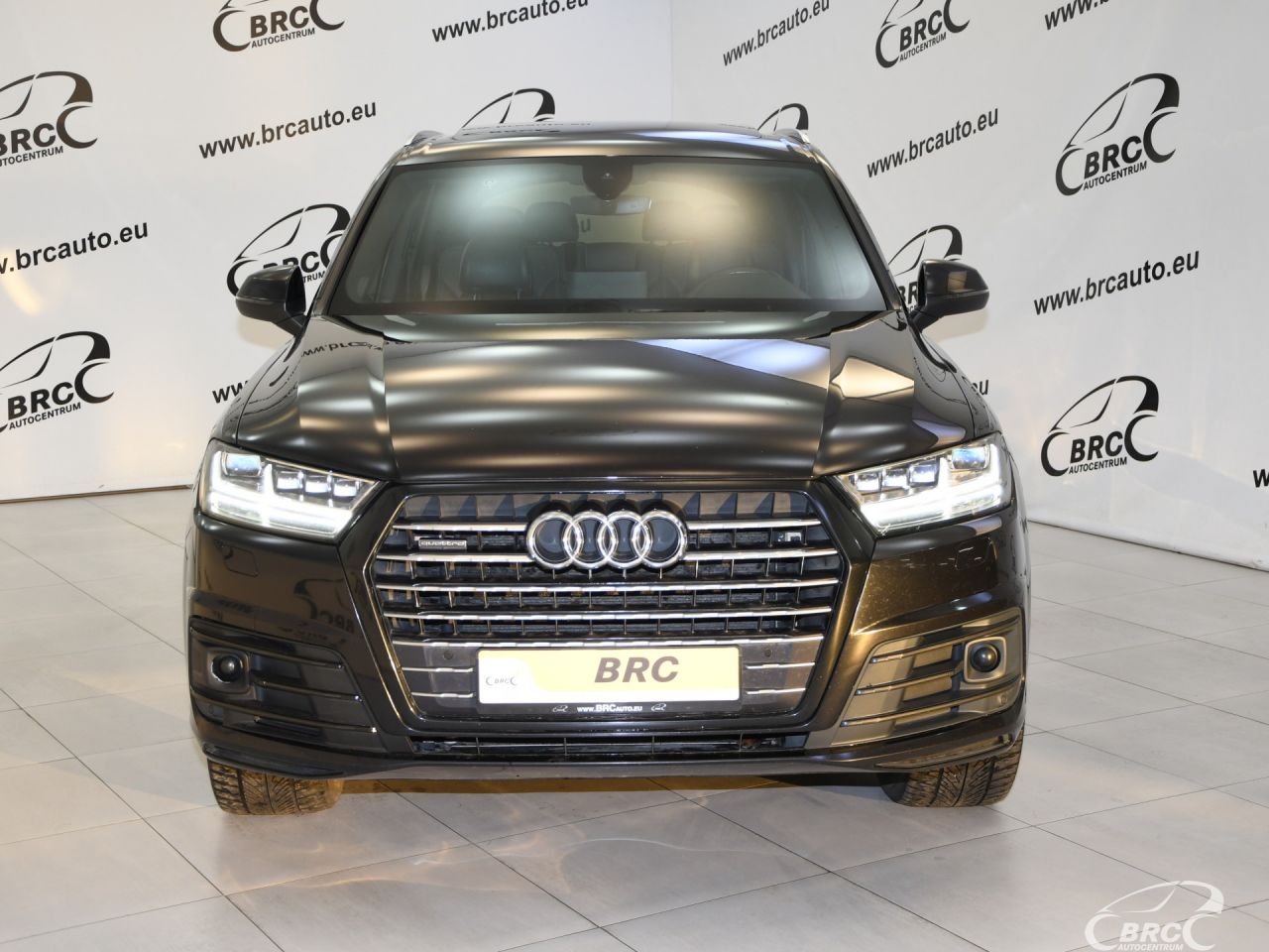 Audi Q7 | 53