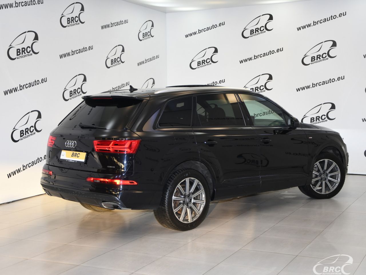 Audi Q7 | 1