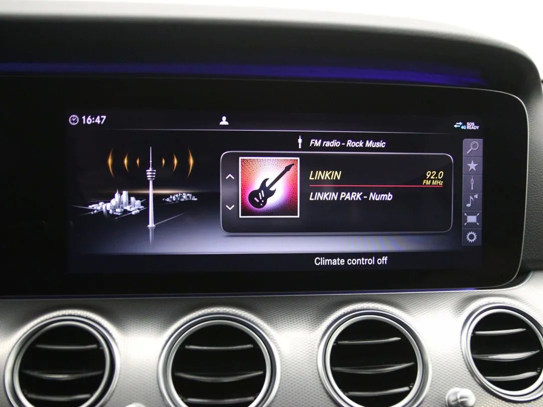 Mercedes-Benz E220 | 21