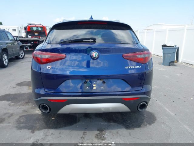 Alfa Romeo Stelvio | 15