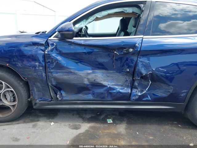 Alfa Romeo Stelvio | 5