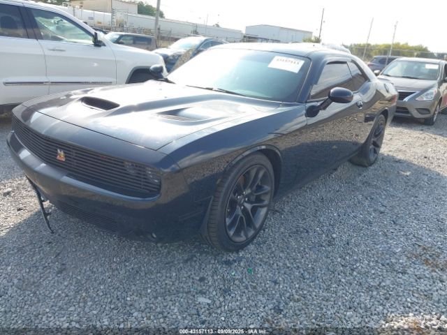 Dodge Challenger | 1