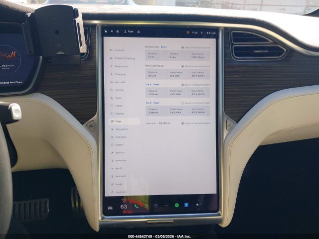 Tesla Model X | 17