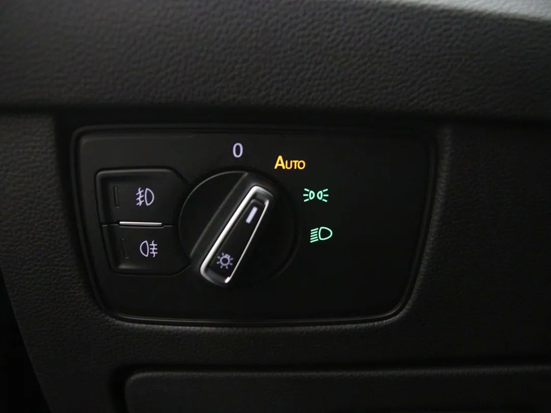 Volkswagen Passat | 26