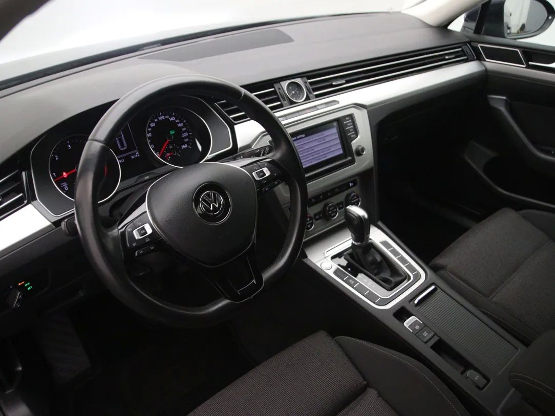 Volkswagen Passat | 15