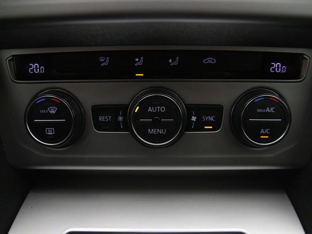 Volkswagen Passat | 19