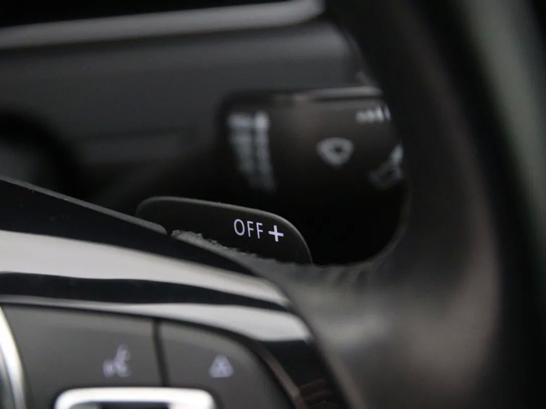 Volkswagen Golf | 30