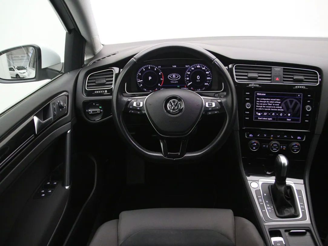 Volkswagen Golf | 16