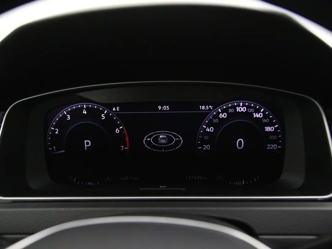 Volkswagen Golf | 18