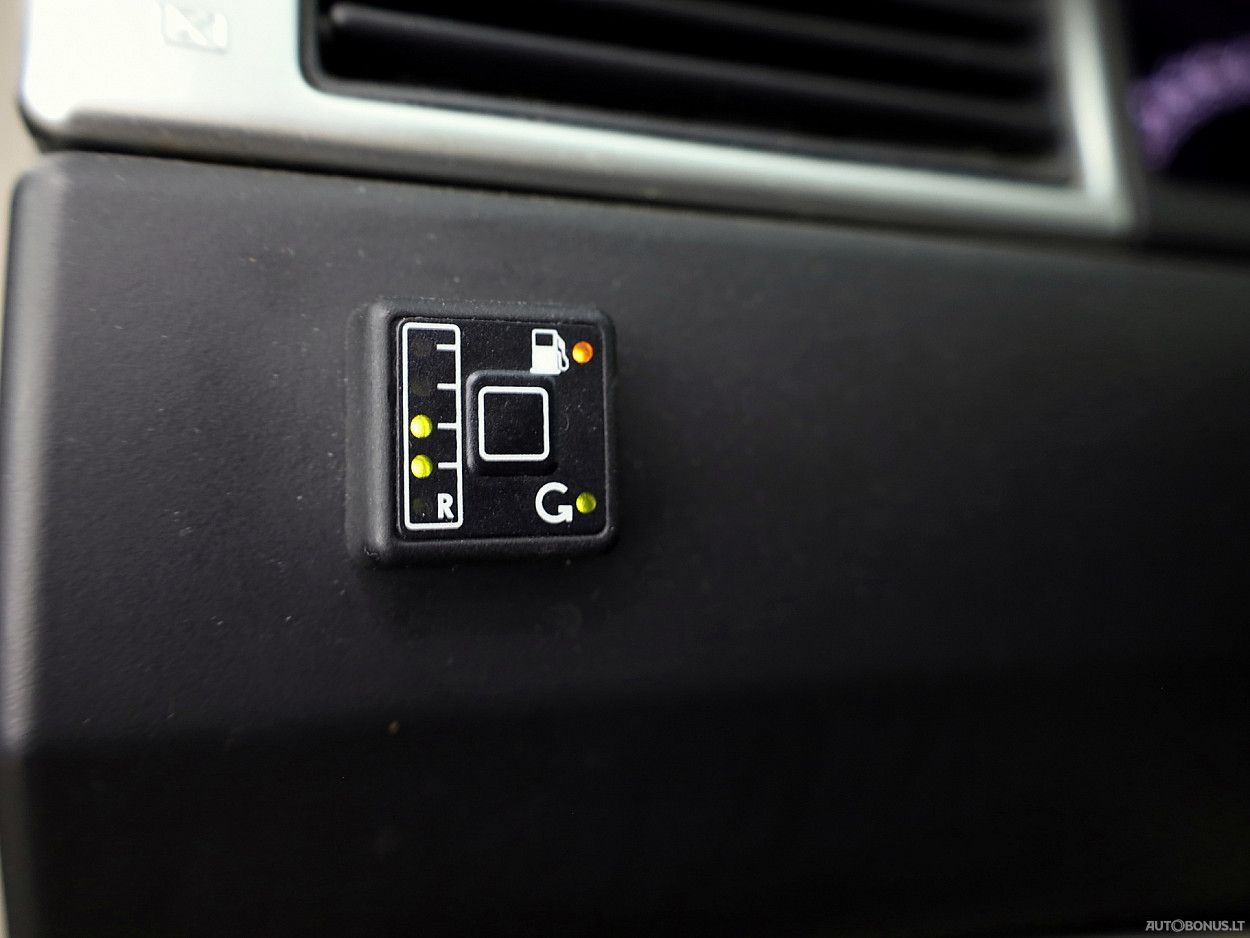 Chrysler Pacifica | 8