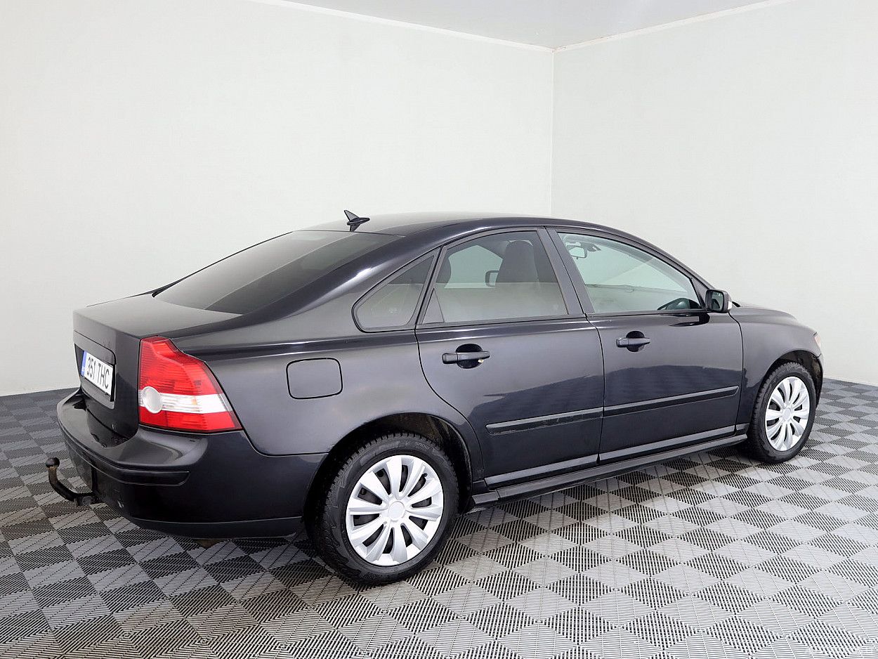 Volvo S40 | 2