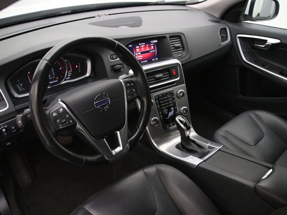 Volvo V60 | 15