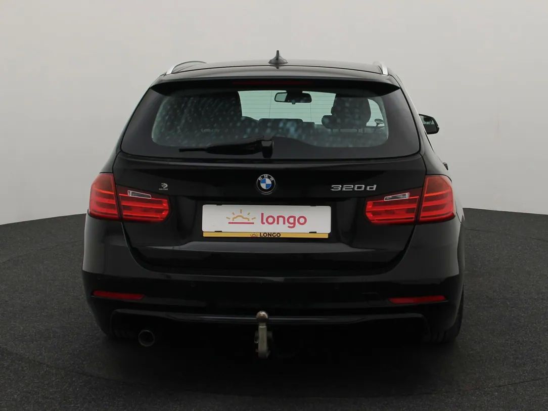 BMW 320 | 4