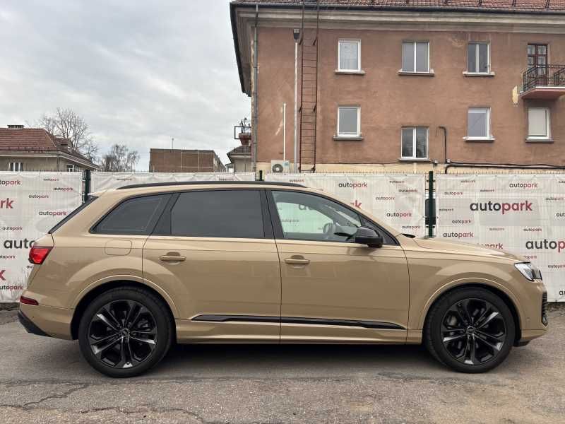 Audi Q7 | 4