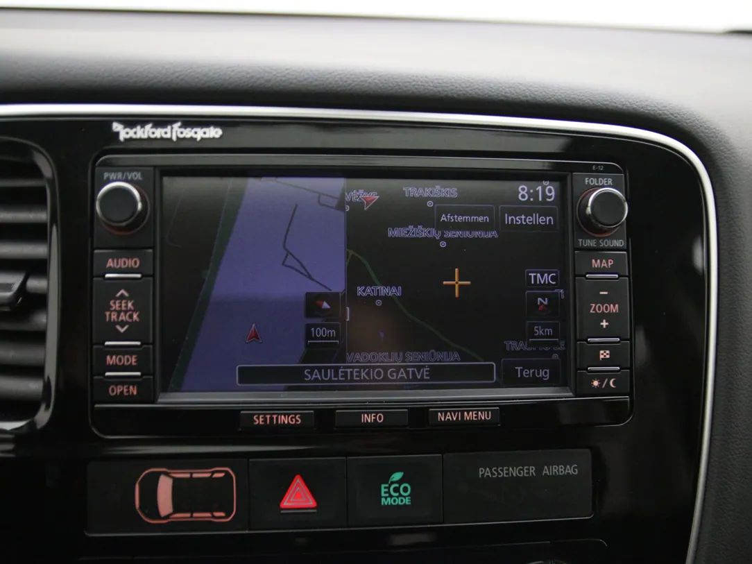 Mitsubishi Outlander | 23