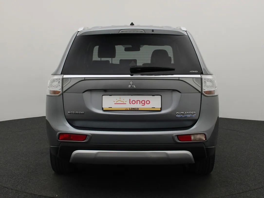 Mitsubishi Outlander | 4