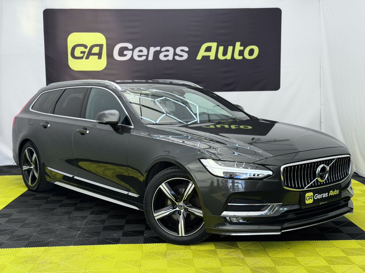 Volvo V90 | 2