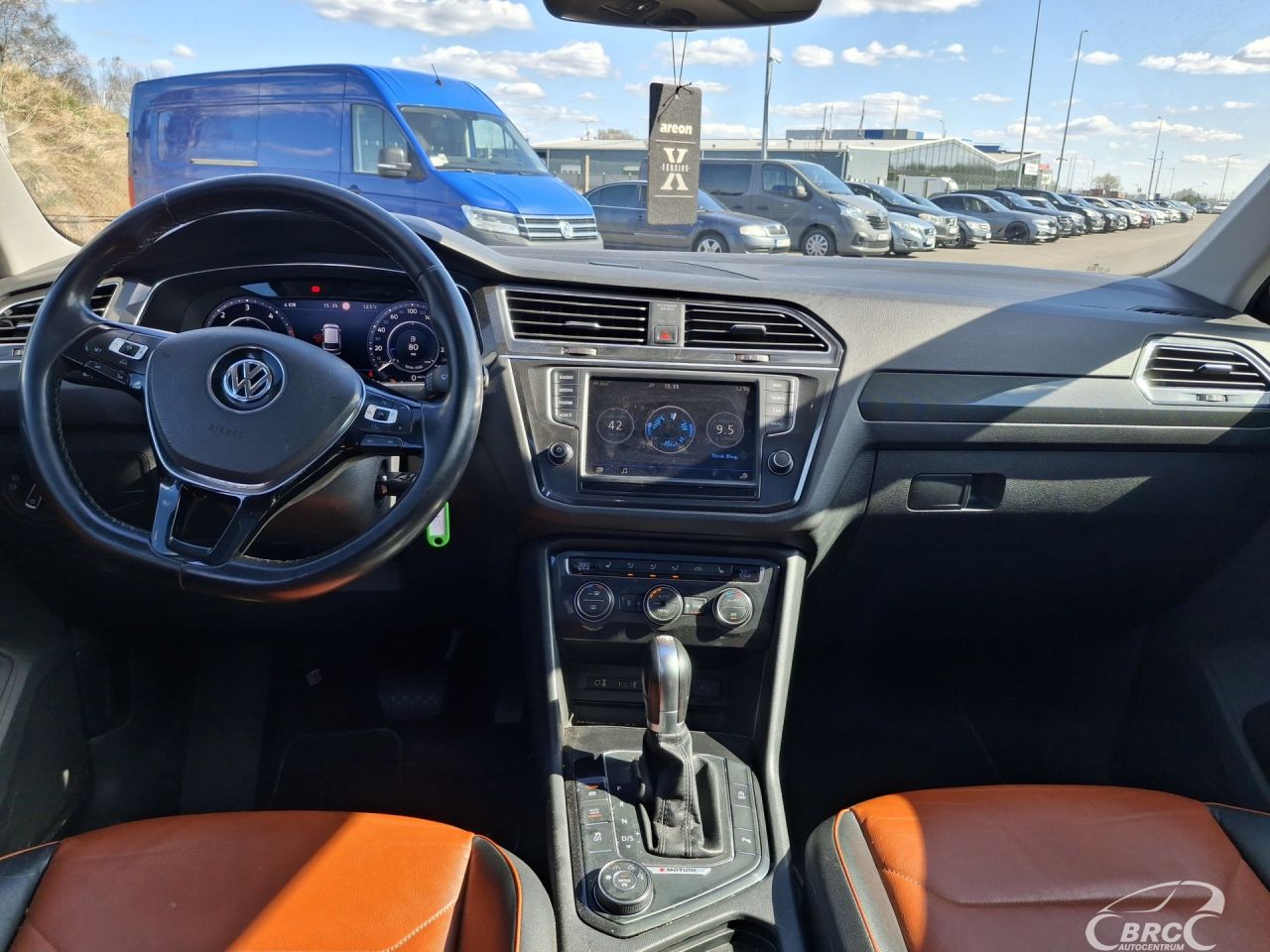 Volkswagen Tiguan | 6