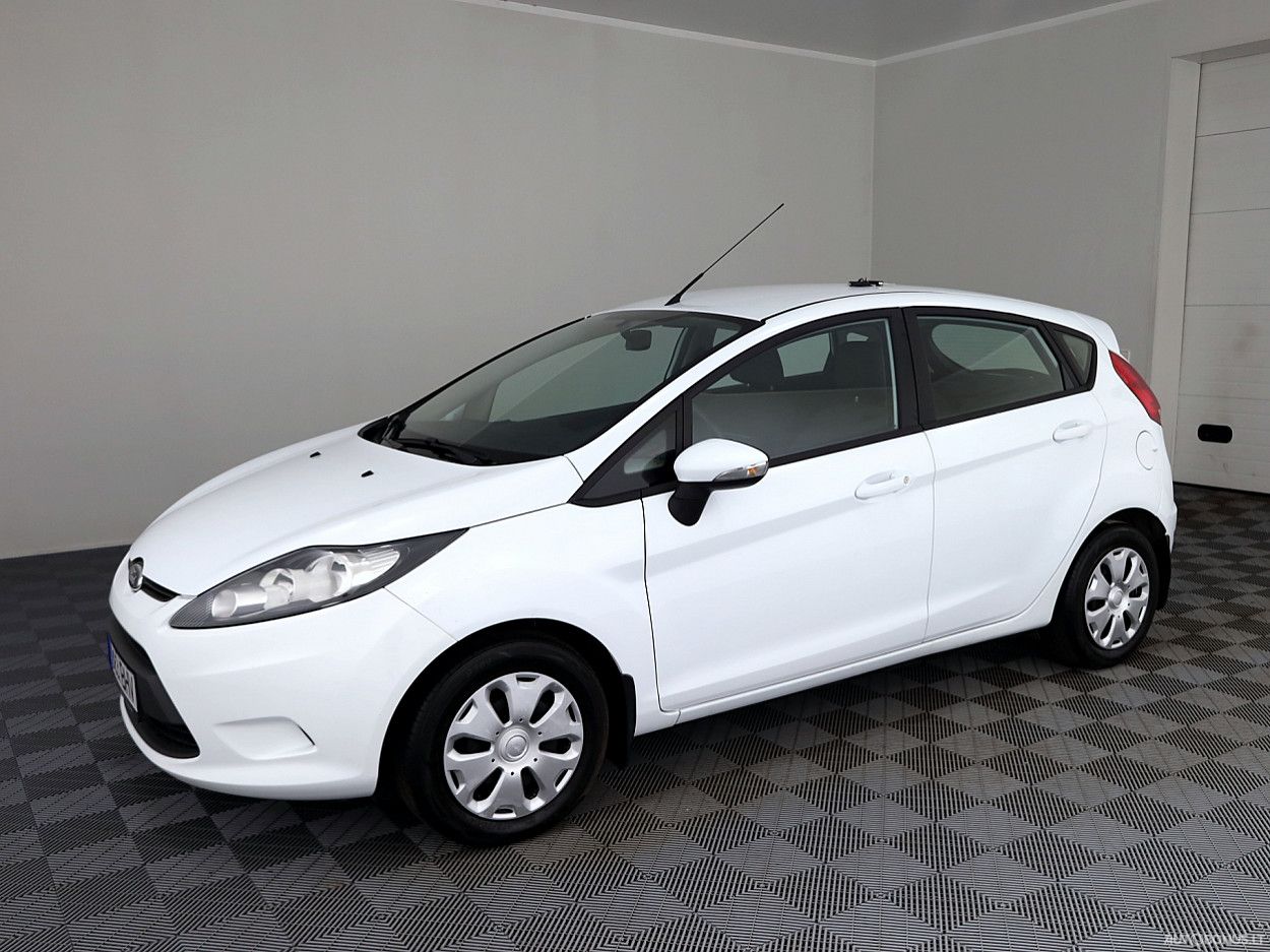 Ford Fiesta | 1