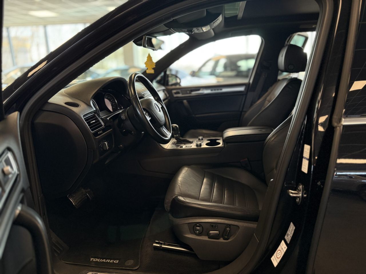 Volkswagen Touareg | 12