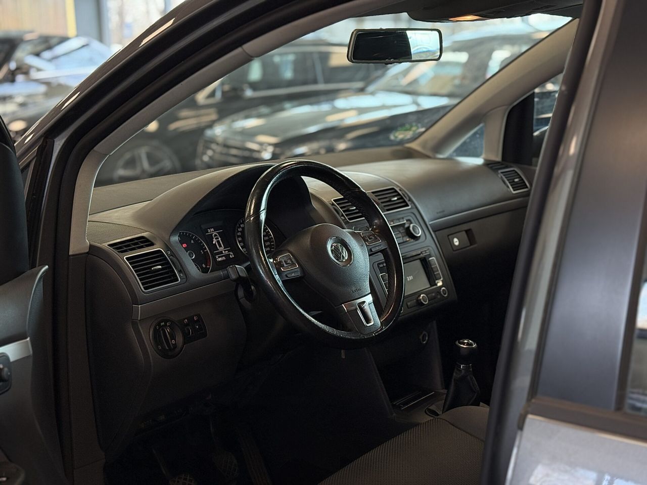 Volkswagen Touran | 9