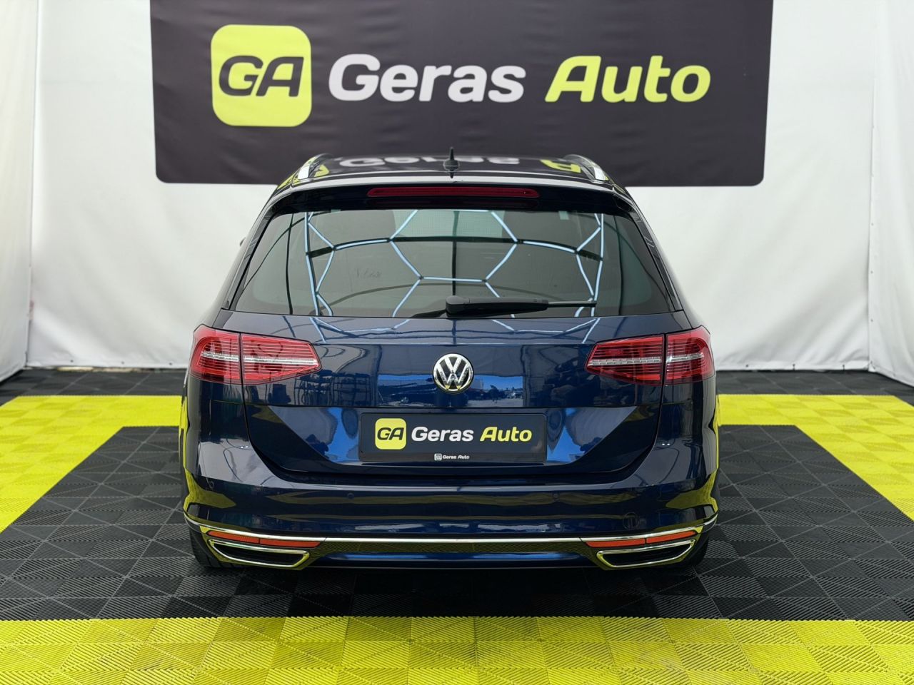 Volkswagen Passat | 4