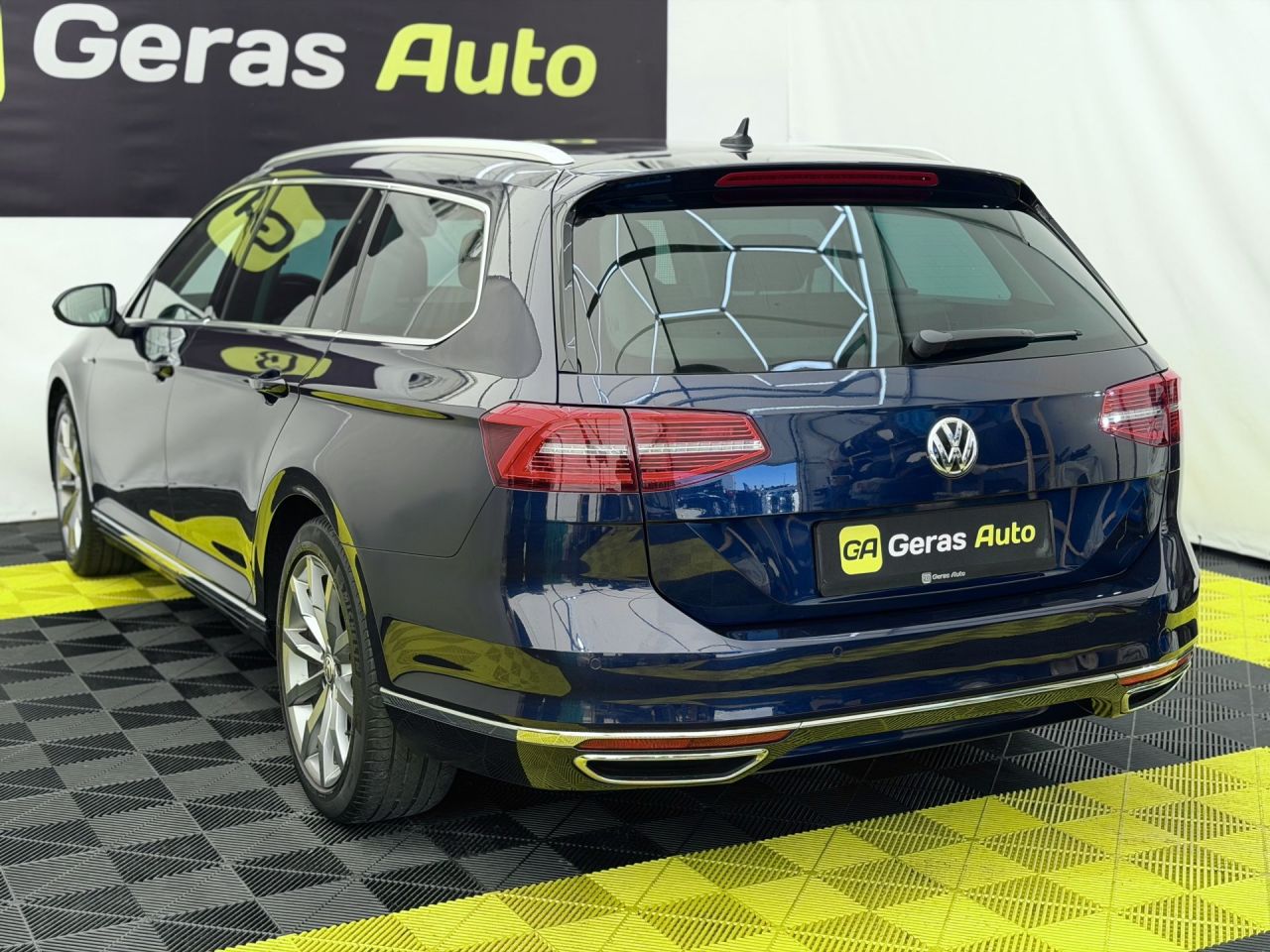 Volkswagen Passat | 5