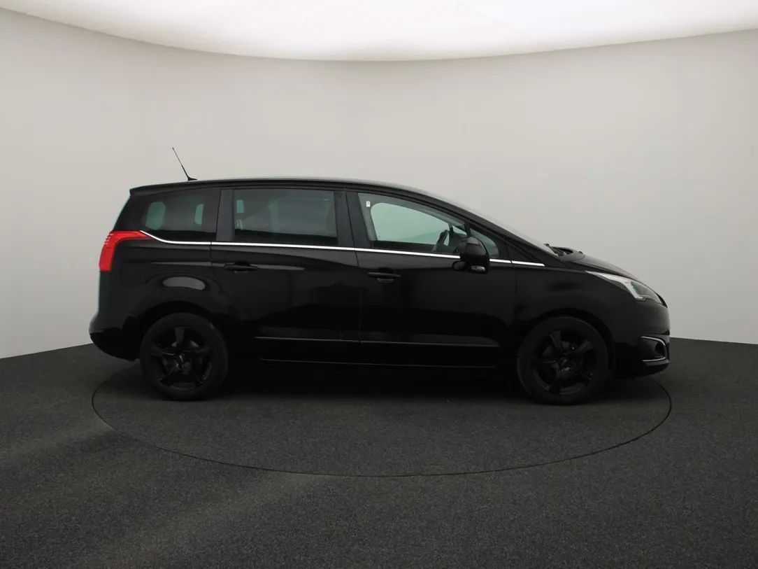 Peugeot 5008 | 8