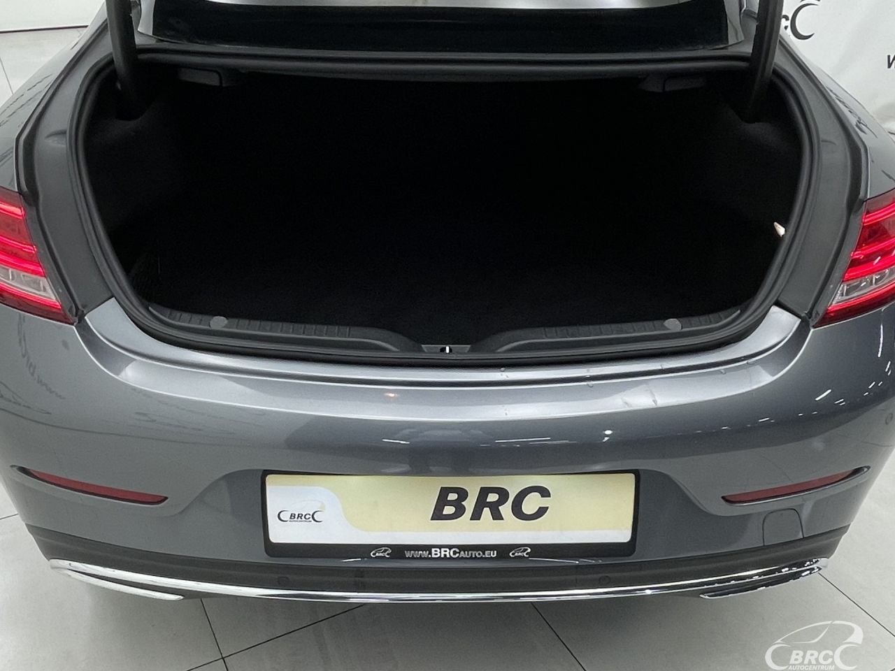 Mercedes-Benz C250 | 50