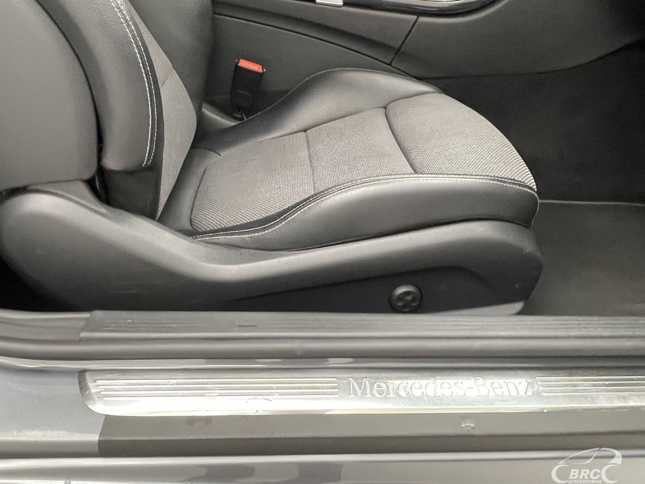 Mercedes-Benz C250 | 5