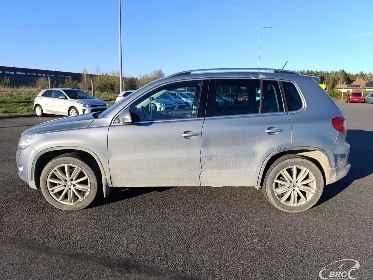 Volkswagen Tiguan | 1