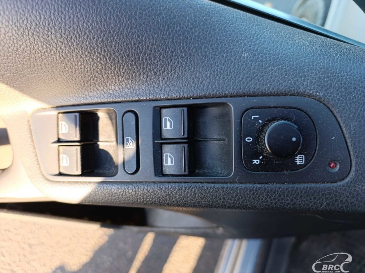 Volkswagen Tiguan | 16