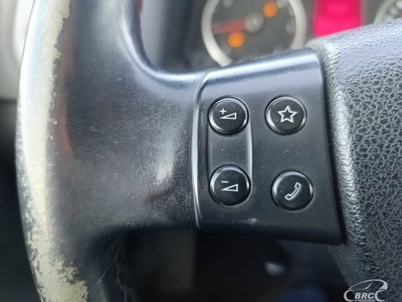 Volkswagen Tiguan | 11