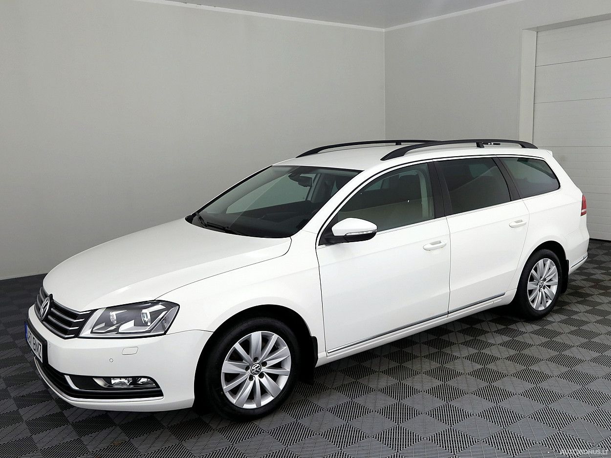 Volkswagen Passat | 1