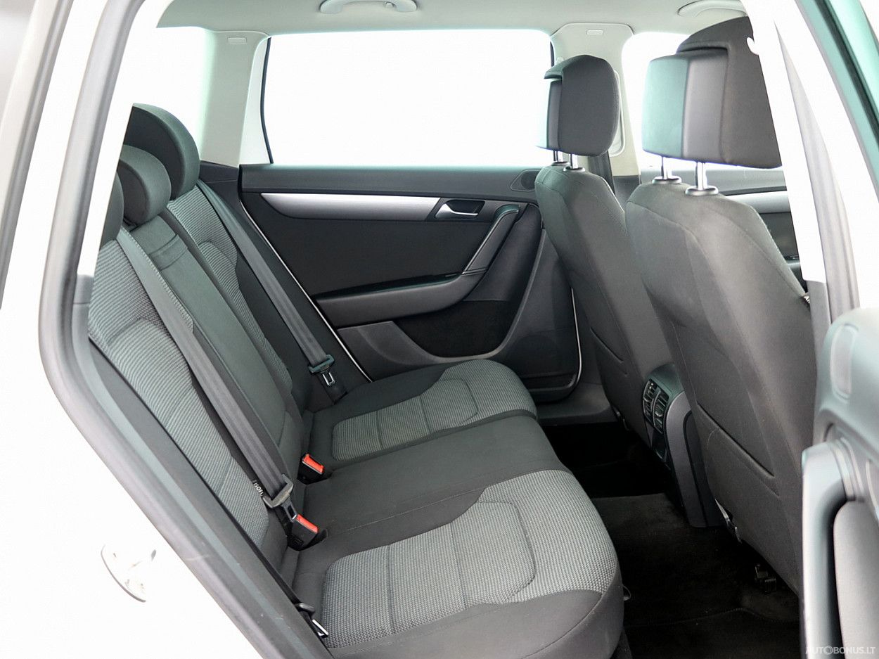 Volkswagen Passat | 6